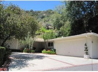 9485 Gloaming Dr, Beverly Hills, CA 90210