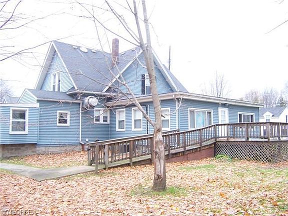 3rd image of 750 Eastlawn St
