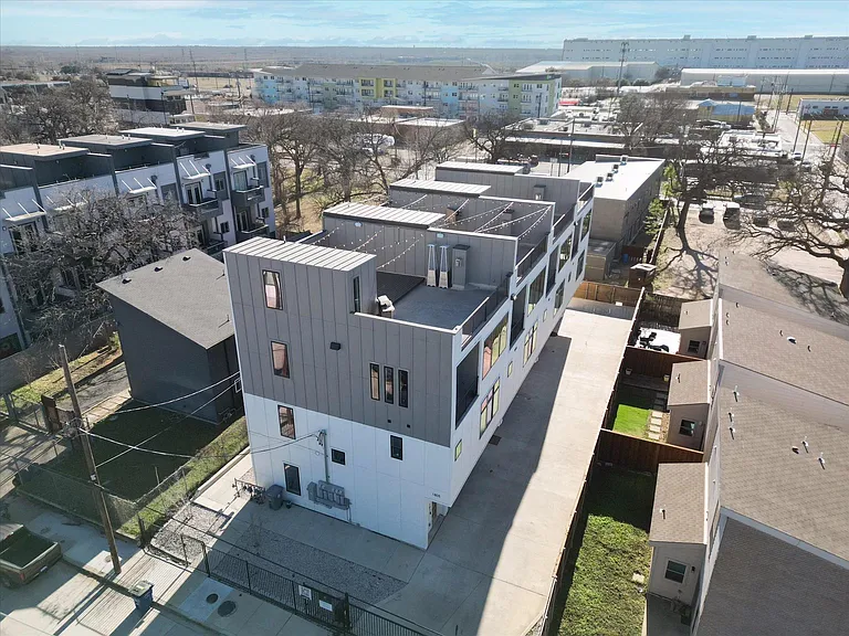 1805 Browder St #102 — Photo 29