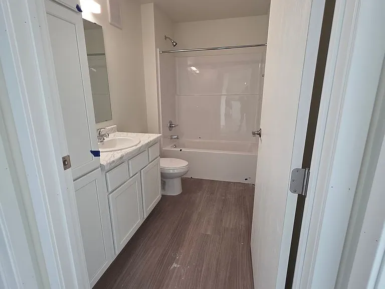 Rail10 Lofts — Photo 78