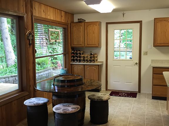 5th image of 459 Burchard Dr