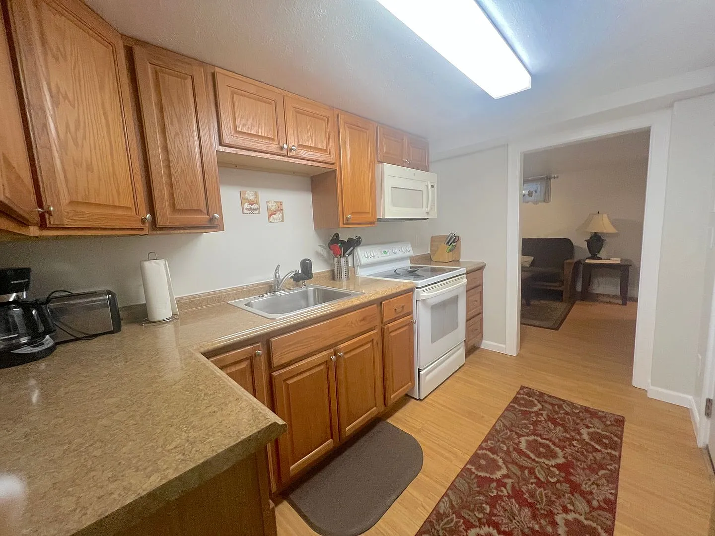Furnished Temporary or Extended Stay Apartment — Photo 2
