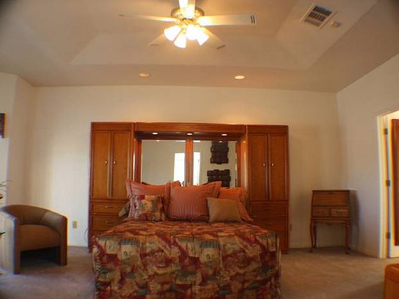 5th image of 390 Kachina Cir