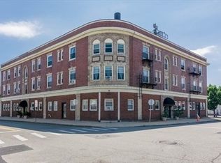 267 Washington Ave APT 6, Winthrop, MA 02152