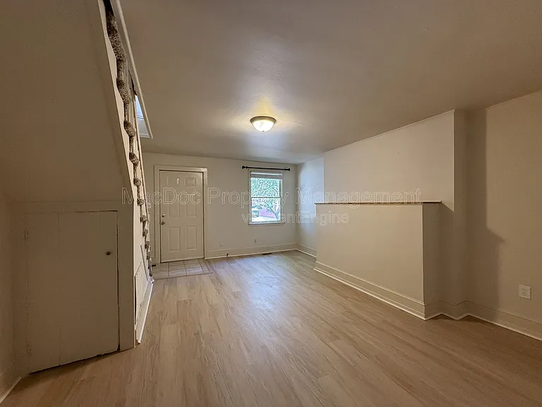 1414 Princess Anne St — Photo 7
