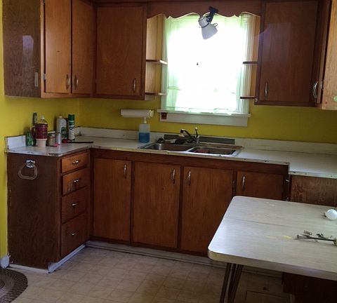 2nd image of 1684 W Madison St