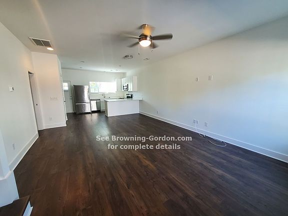 4th image of 300 Stewarts Ferry Pike APT 15