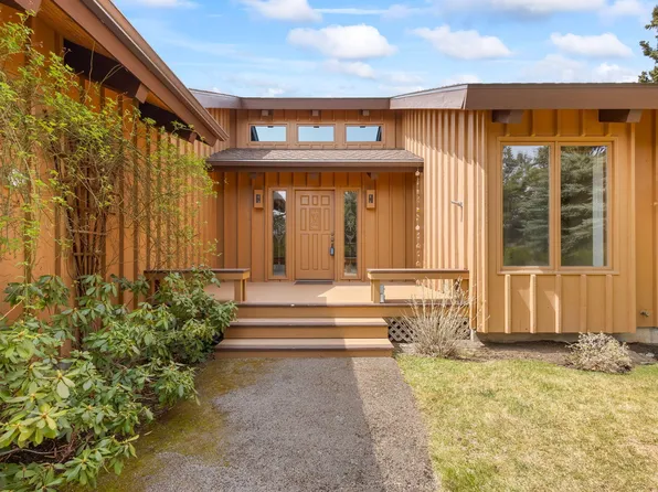 64675 Boones Borough Dr, Bend, OR 97701