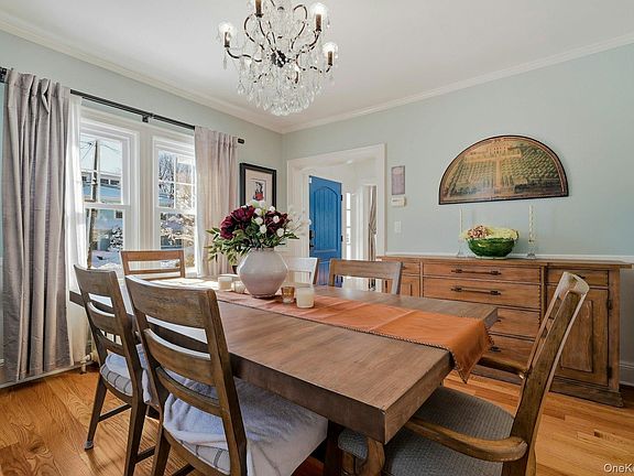 3rd image of 91 Bar Beach Road