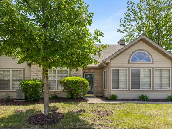 1900 Timbers Edge Cir, Joliet, IL 60431
