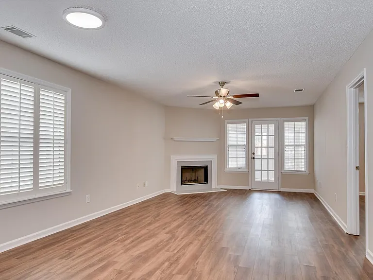 41 Innisbrook Dr #1 — Photo 22