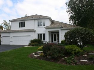 6314 Valley View Cir, Long Grove, IL 60047