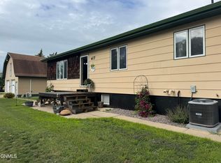 417 4th Ave SW, Beulah, ND 58523