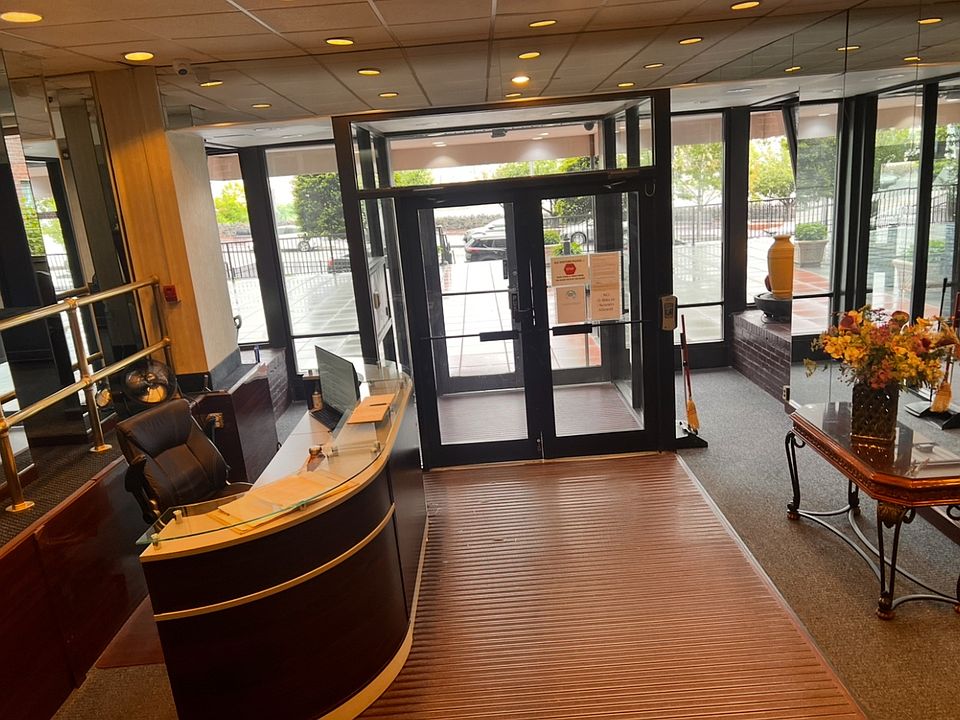 1st image of 6515 Boulevard East Unit 7S