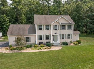 6 Wright Dr, New Boston, NH 03070