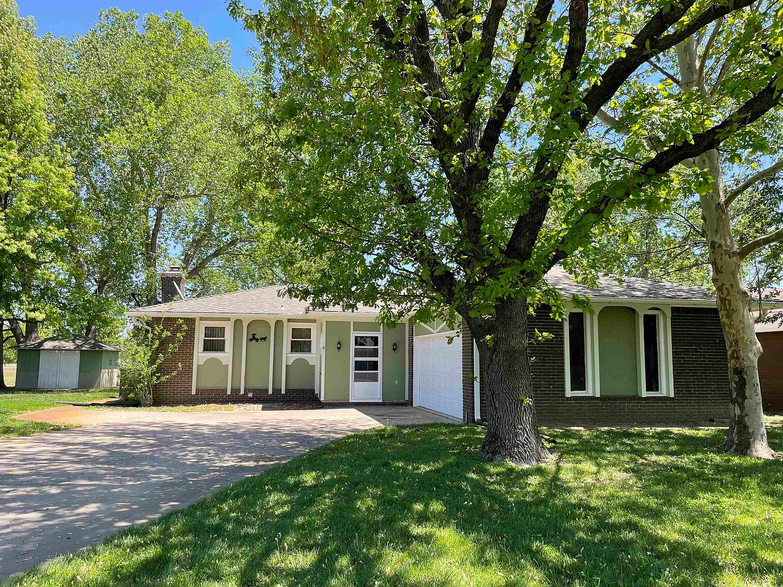 8 Cedar Dr, Halstead, KS 67056 Zillow