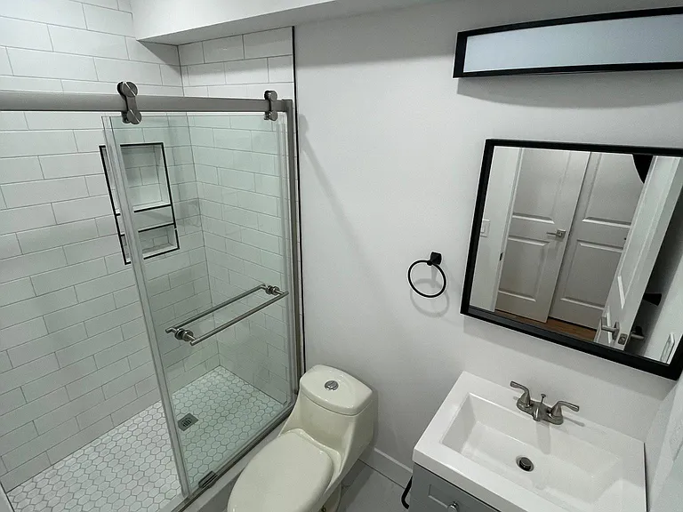 2203 W Thompson St #A — Photo 11
