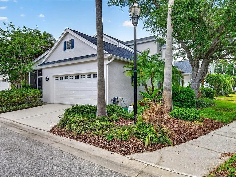10801 Spring Mountain Pl — Photo 4