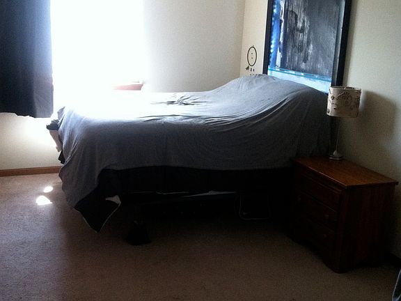5th image of 2411 Beech St APT 7