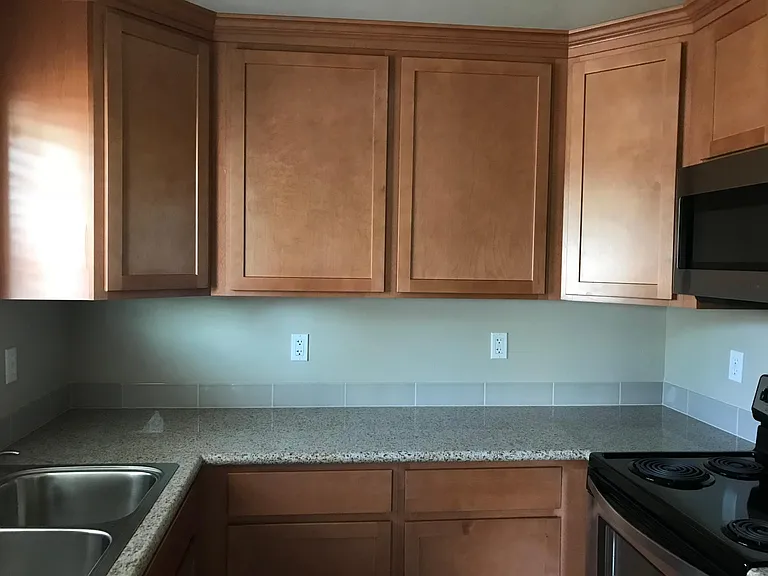 403 S 81st Ave #1 — Photo 3