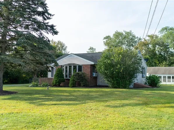 1030 Route 163, Montville, CT 06370