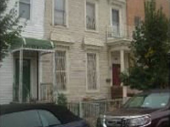 2nd image of 908 Willoughby Ave