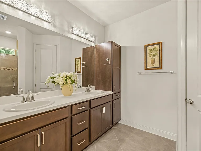 2443 N Andrea Point — Photo 13