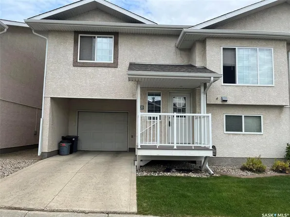 UNIT 33-4425 Nicurity DRIVE, Regina, SK S4X 0E6