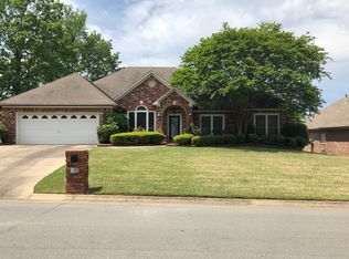4 Spring Dr, Maumelle, AR 72113
