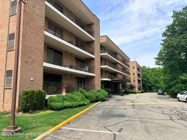 3461 Amboy Rd APT 4C, Staten Island, NY 10306