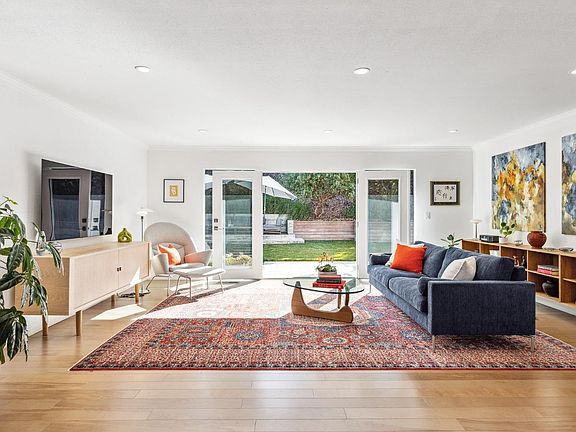 3rd image of 356 Riviera Drive