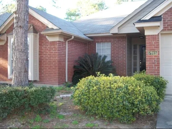 7915 Park Hollow Ct, Houston, TX 77095