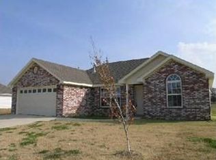 750 Washburn Dr, Pea Ridge, AR 72751