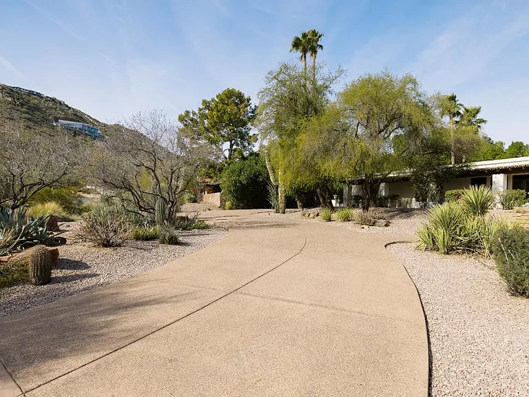 4520 E Indian Bend Rd — Photo 49