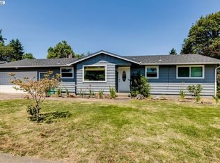 779 Maxwell Rd, Eugene, OR 97404