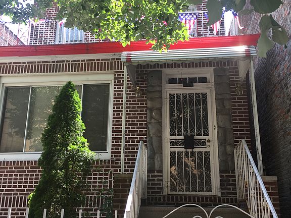 2nd image of 650 E 223rd St