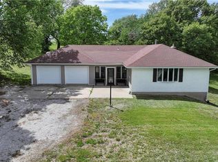 34903 195th St, Easton, KS 66020
