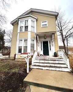 408 Michigan Ave, Valparaiso, IN, 46383