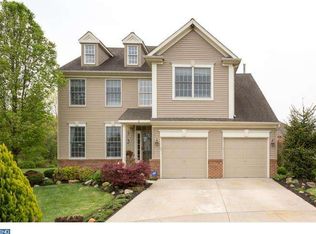 6 Landys Ln, Cinnaminson, NJ 08077