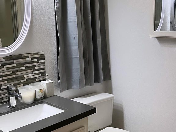 4th image of 14835 E 14th St APT 1