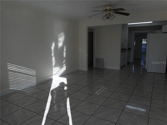 4th image of 3611 36th St N
