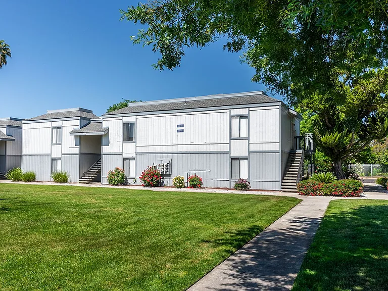 Park View Estates — Photo 10