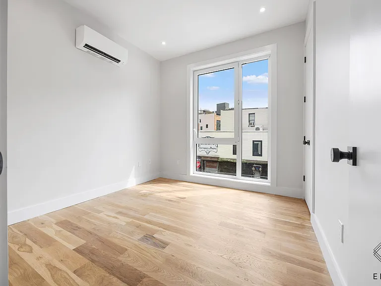 321 Eckford St #1A — Photo 11