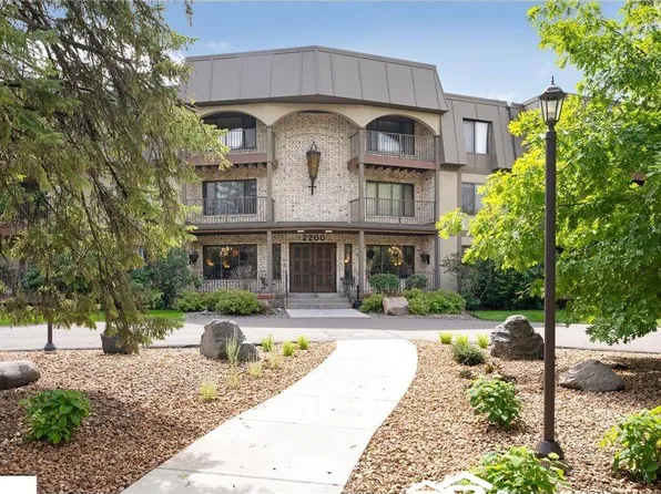 2200 Nevada Ave S, Saint Louis Park, MN