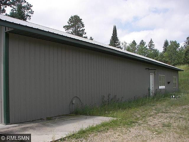 1st image of 24084 Washington Dr