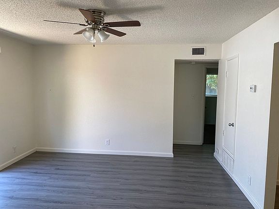 2nd image of 2731 La Loma Dr #394648AD7