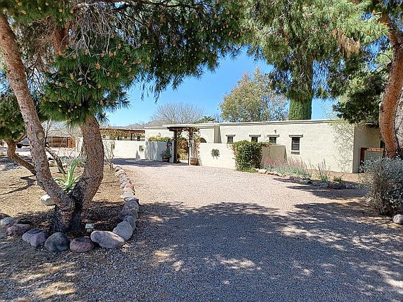 2nd image of 2360 Camino Esplendido
