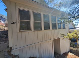 128 Chartres St, La Salle, IL 61301