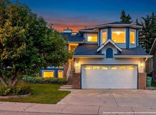 86 W Douglas Woods Close SE, Calgary, AB T2Z1Z5