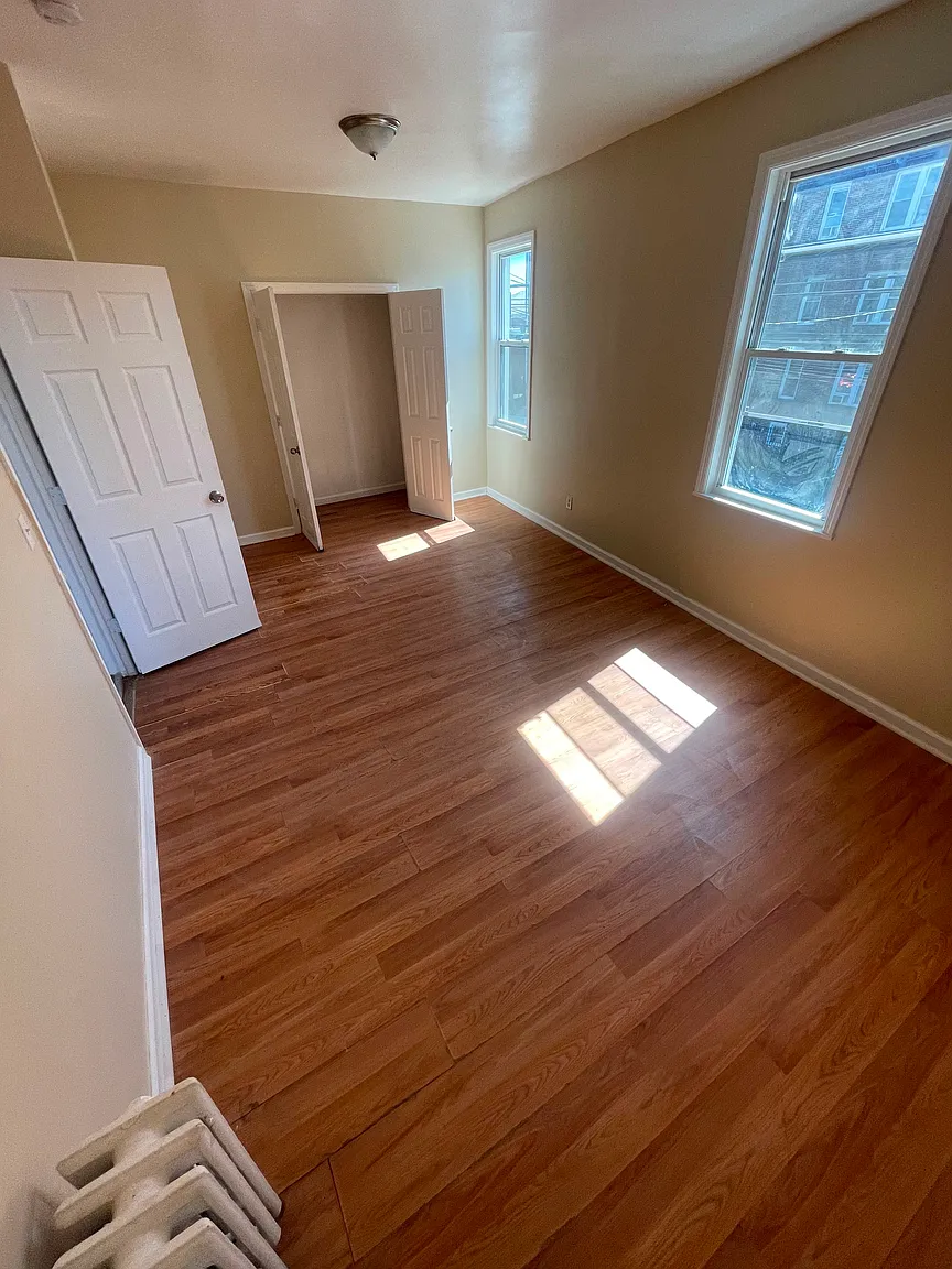 335 Myrtle Ave #2 — photo 4 of 5